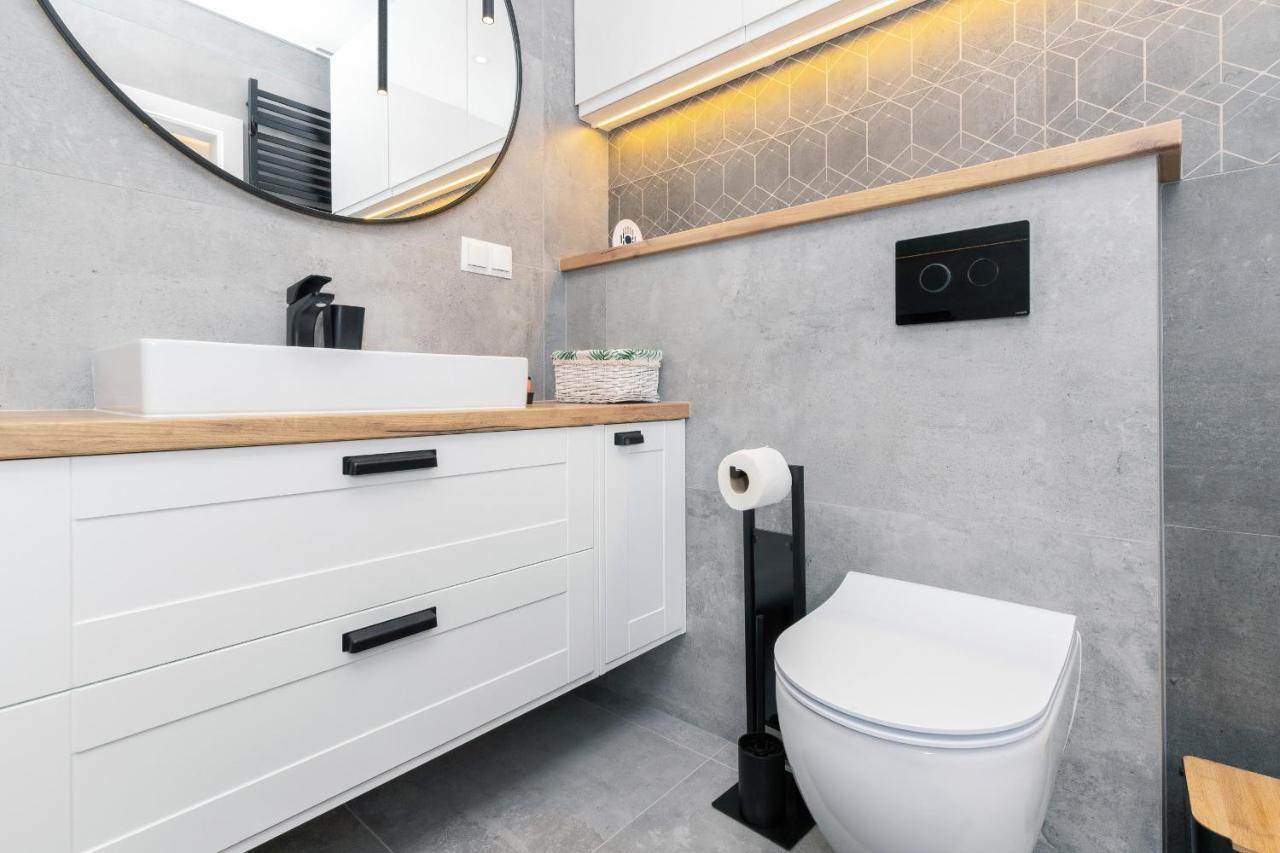 Navalis Apartments Gdynia By Noclegi Renters Екстер'єр фото